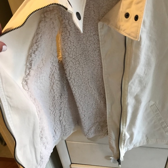 Anthro Cream colored vest. Size S. - Picture 3 of 4